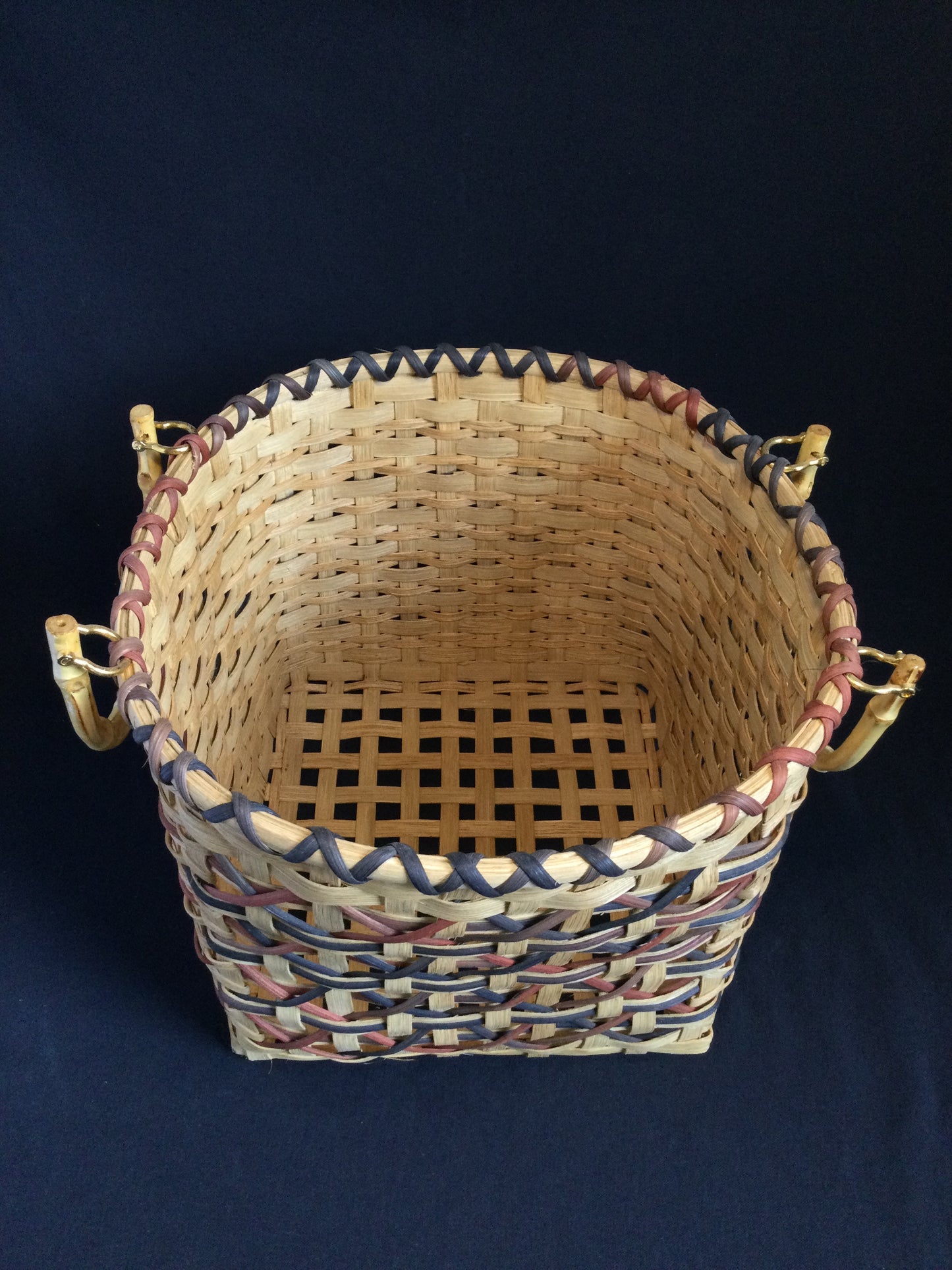 Criss Cross Bushel Basket