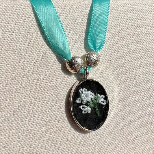 Embroidered White Flower Necklace